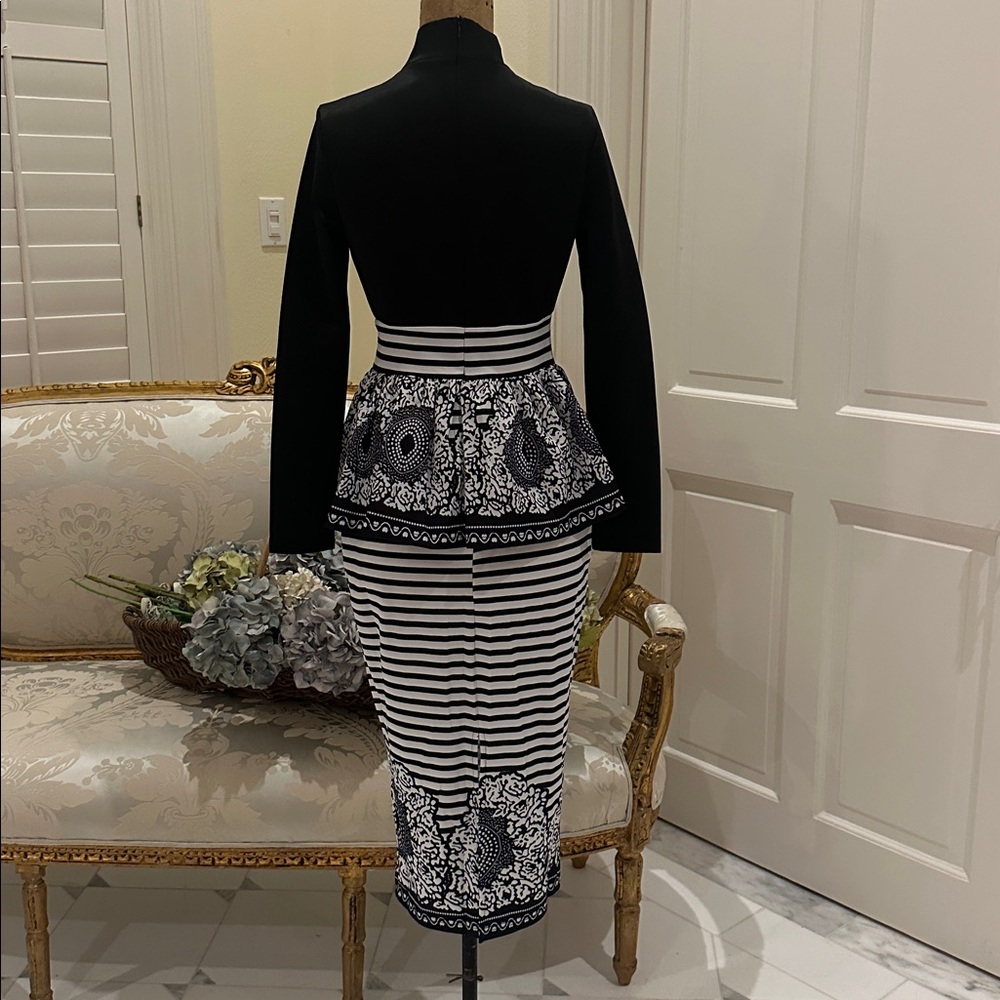 Black/white peplum knit midi dress,NWOT
Size M - Picture 3 of 4